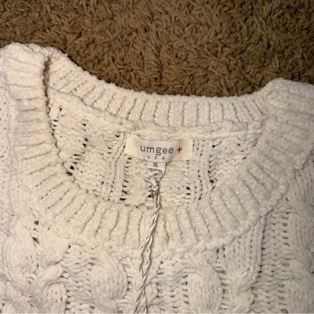 Women’s Umgee Knit Sweater Size XL - Picture 5 of 5
